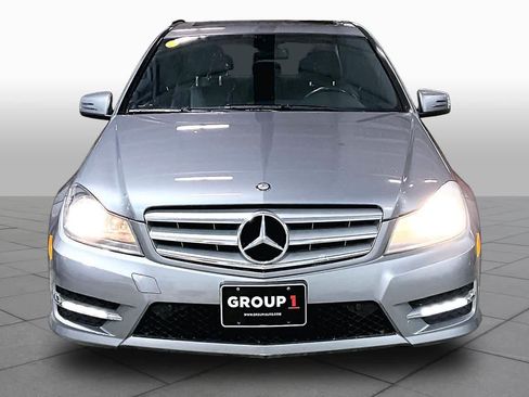 Used 2013 Mercedes-Benz C 300 4MATIC Sedan image 4