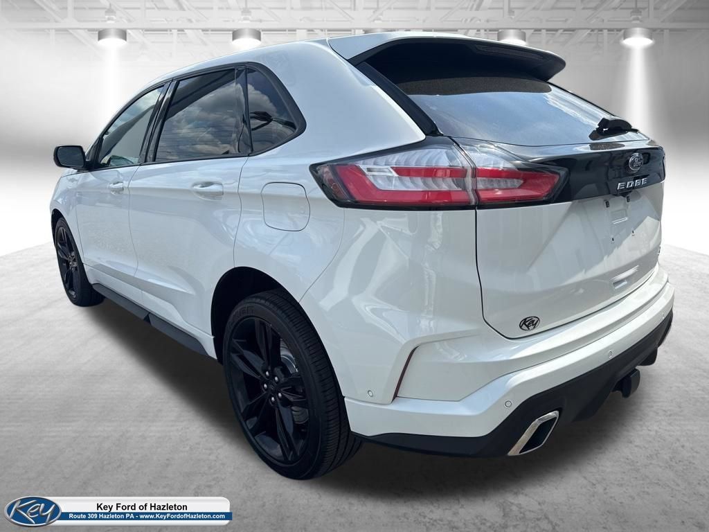 Used 2022 Ford Edge ST w/ Equipment Group 401A AWD/4WD image 5