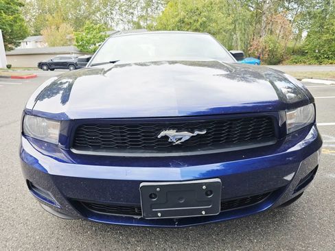 Used 2011 Ford Mustang Premium w/ 201A Rapid Spec Order Code image 8