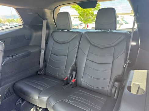 Used 2020 Cadillac XT6 Premium Luxury w/ Platinum Package AWD/4WD image 9