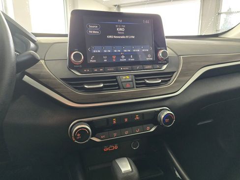 Used 2023 Nissan Altima 2.5 SV image 28