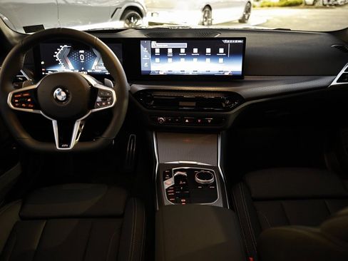 New 2026 BMW 330i Sedan w/ M Sport Package image 25