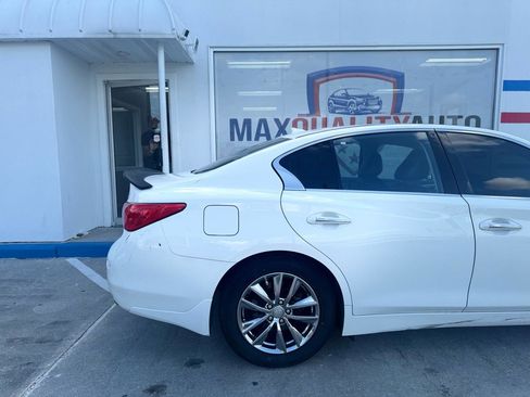 Used 2017 INFINITI Q50 3.0t Premium w/ 3.0T Premium Plus Package RWD image 25