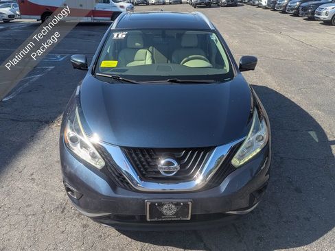 Used 2016 Nissan Murano Platinum w/ Platinum Technology Package AWD/4WD image 3