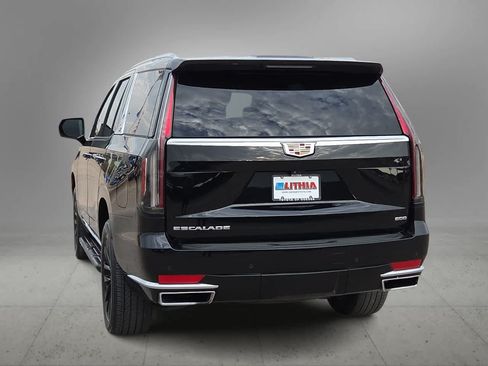 Used 2024 Cadillac Escalade Premium Luxury RWD image 7