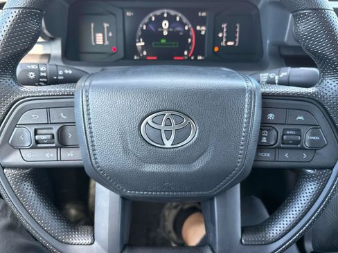 New 2026 Toyota Tacoma SR5 AWD/4WD image 23