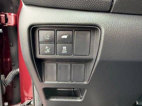 Used 2018 Honda CR-V Touring image 25