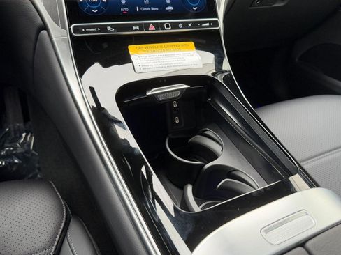 New 2026 Mercedes-Benz GLC 300 image 27