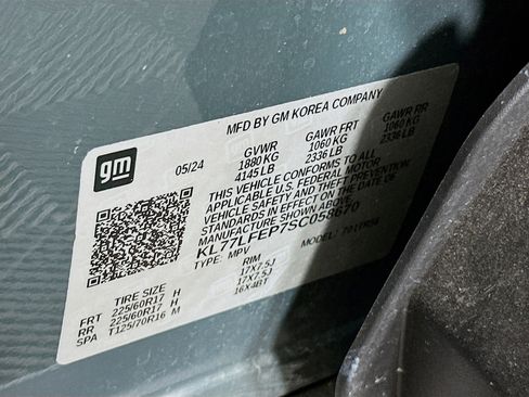 Used 2025 Chevrolet Trax LS w/ LS Convenience Package image 12