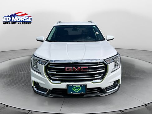 Certified 2022 GMC Terrain SLT AWD/4WD image 8