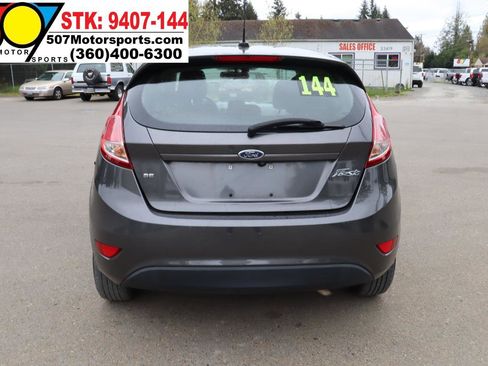 Used 2018 Ford Fiesta SE FWD image 7