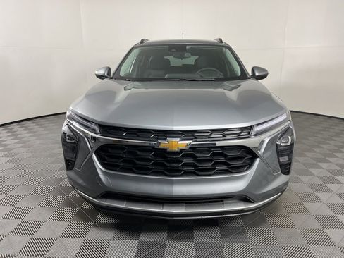 New 2026 Chevrolet Trax LT FWD image 7