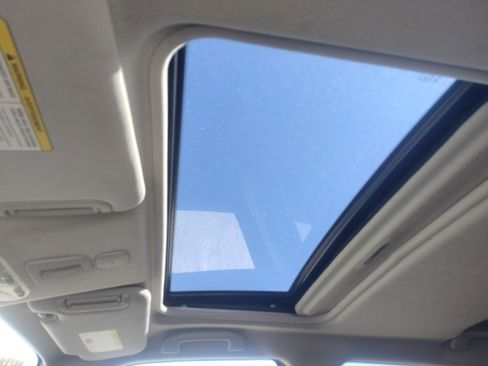 Used 2014 Nissan Juke SV w/ Navigation Package image 13