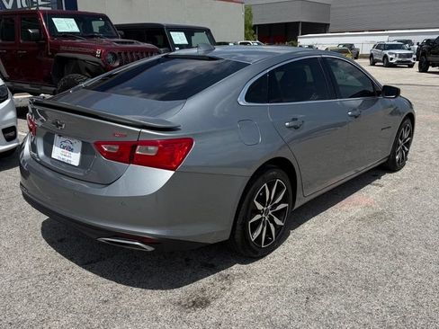 Used 2025 Chevrolet Malibu RS FWD image 7