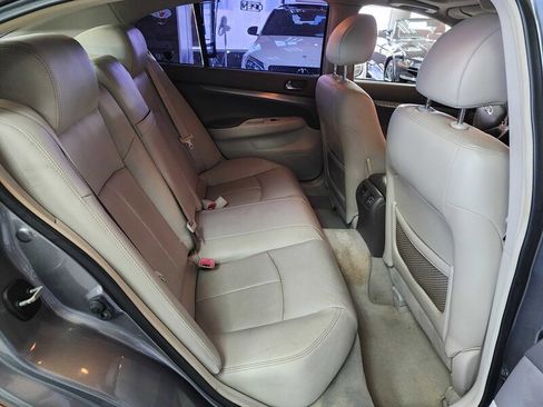 Used 2011 INFINITI G25 x w/ Moonroof Pkg image 22