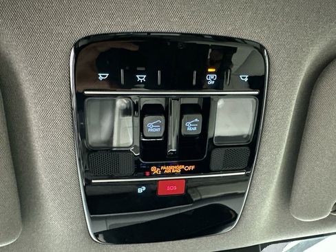 Certified 2024 Hyundai Santa Fe Limited image 34