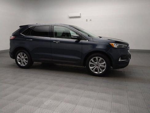 Used 2024 Ford Edge Titanium image 11