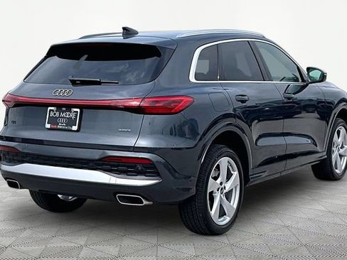Used 2025 Audi Q5 Premium Plus AWD/4WD image 2