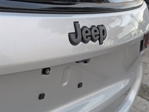 New 2026 Jeep Compass Latitude image 15