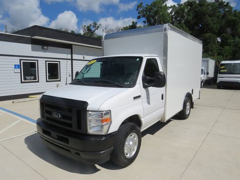 Used 2023 Ford E-350 and Econoline 350 Super Duty w/ Driver's Safety Package RWD image 3