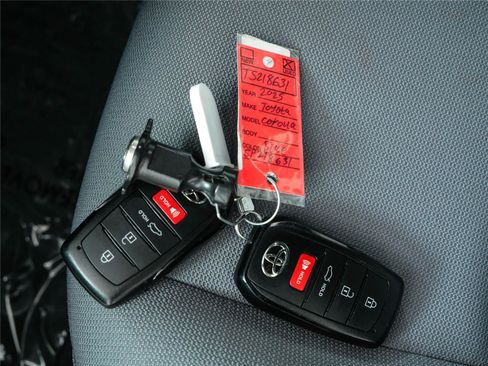 Used 2025 Toyota Corolla SE FWD image 36