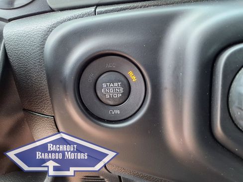 Used 2022 Jeep Gladiator Overland w/ Cold Weather Group image 30