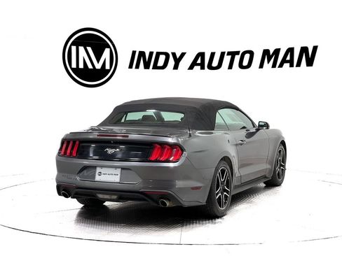 Used 2018 Ford Mustang Premium image 4