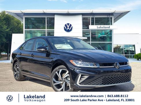 New 2026 Volkswagen Jetta SEL image 1