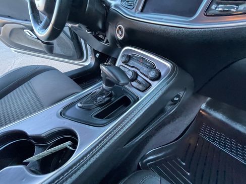 Used 2017 Dodge Challenger SXT image 25