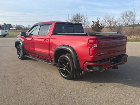 Used 2023 Chevrolet Silverado 1500 RST AWD/4WD image 3