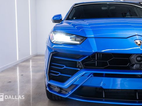 Used 2022 Lamborghini Urus AWD/4WD image 5