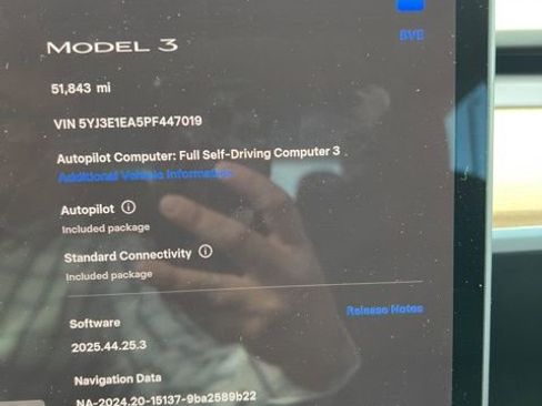 Used 2023 Tesla Model 3 Standard Range image 36