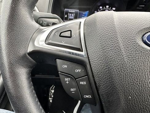 Certified 2022 Ford Edge SEL w/ Convenience Package image 21