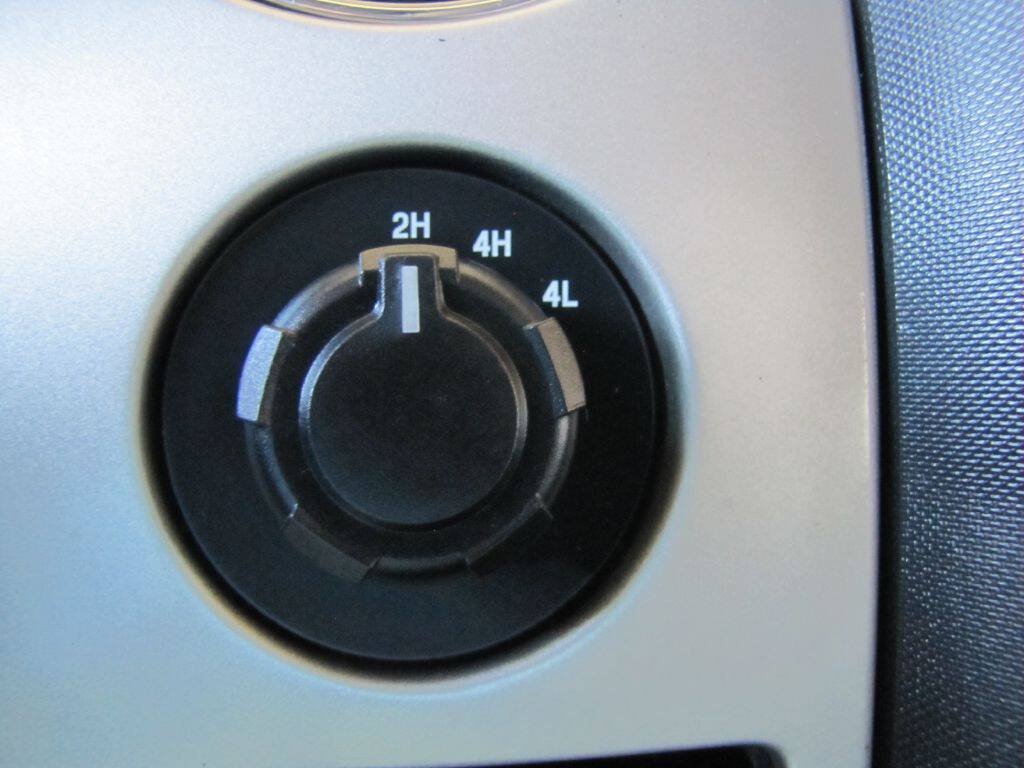 Used 2013 Ford F150 XLT w/ XLT Convenience Pkg AWD/4WD image 40