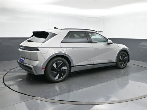 New 2026 Hyundai Ioniq 5 Limited image 5
