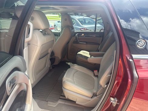 Used 2017 Buick Enclave Premium w/ Experience Buick Package FWD image 12