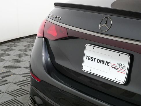 Used 2025 Mercedes-Benz E 53 AMG e 4MATIC Sedan image 37