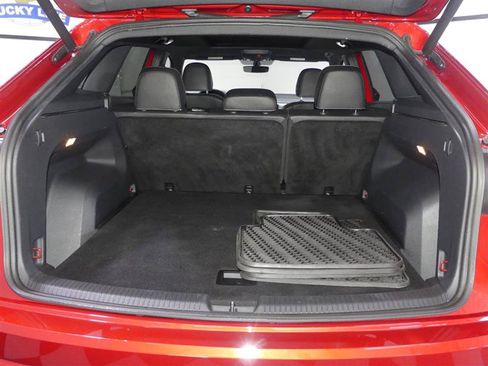 Used 2020 Volkswagen Atlas Cross Sport SE AWD/4WD image 9