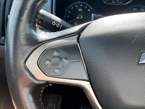 Used 2018 Chevrolet Colorado Z71 AWD/4WD image 22