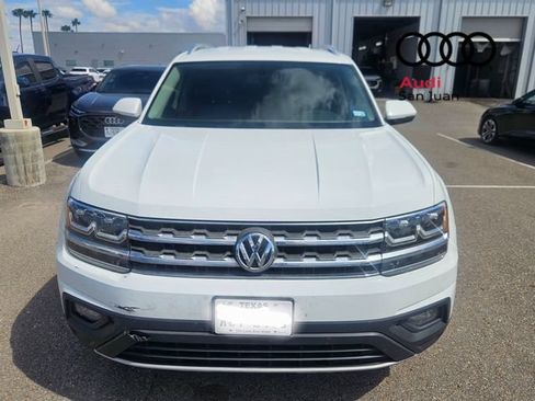 Used 2018 Volkswagen Atlas SE FWD image 2