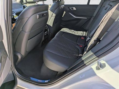 New 2026 BMW X5 xDrive50e w/ Climate Comfort Package image 16