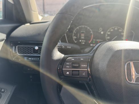 Used 2024 Honda Civic EX-L image 22