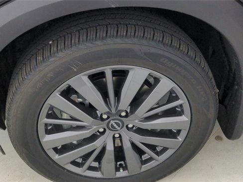 Certified 2023 Nissan Pathfinder SL w/ SL Premium Package image 17