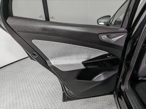 Used 2023 Volkswagen ID.4 Pro RWD image 16