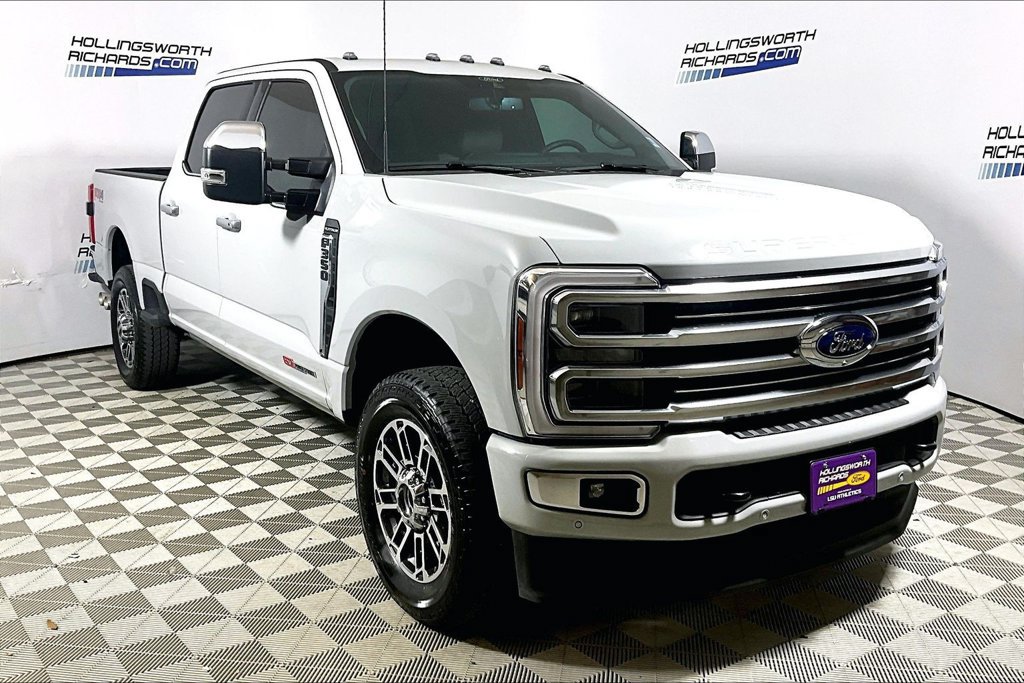 Used 2026 Ford F350 Platinum w/ Platinum Plus Package AWD/4WD image 3
