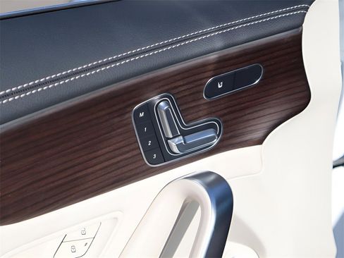 New 2026 Mercedes-Benz CLA 250 4MATIC image 12