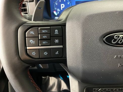 Used 2025 Ford F150 Raptor AWD/4WD image 25
