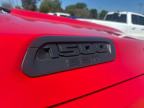 Used 2025 RAM 1500 Big Horn AWD/4WD image 2