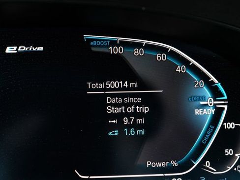 Used 2023 BMW 530e image 30