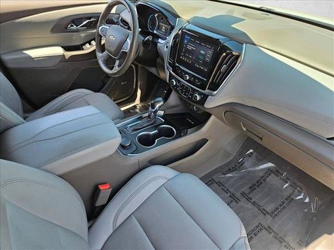 Used 2021 Chevrolet Traverse Premier AWD/4WD image 26